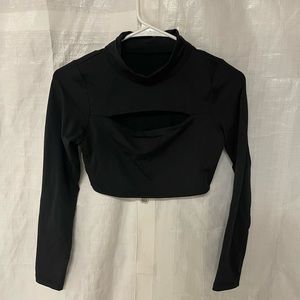 Black long sleeve crop top